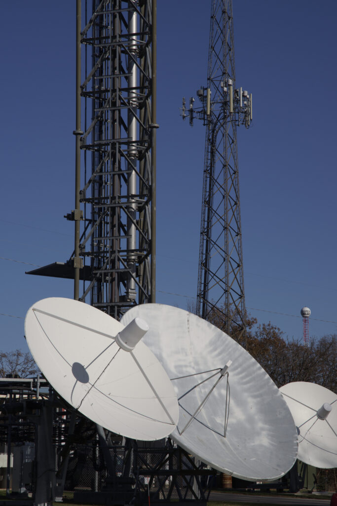 Data Up link Satellite Station - 5G Telecom Technologies.